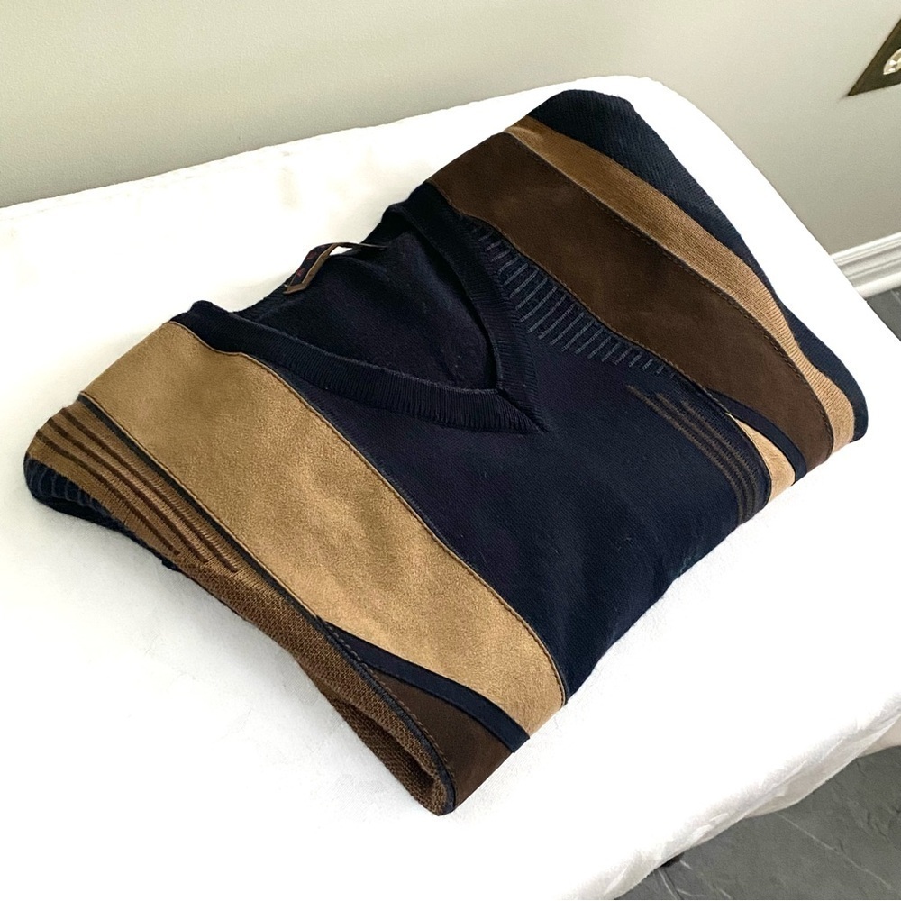 Vintage 1990s Y2K Graphic V Neck Wool Blend & Faux Suede Pullover Sweater Size L - Picture 9 of 11
